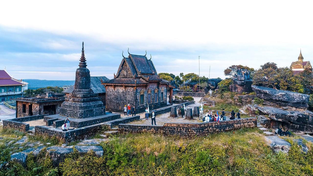 Le Bokor Palace Kampot Extérieur photo