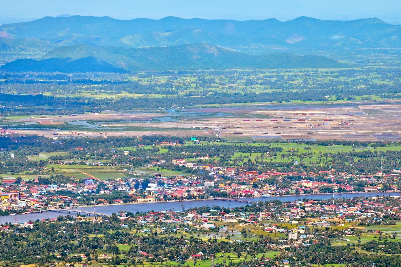 Le Bokor Palace Kampot Extérieur photo