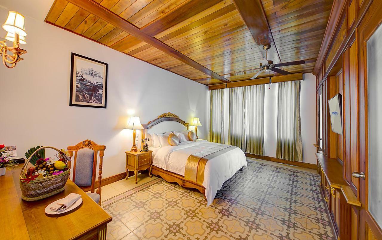 Le Bokor Palace Kampot Extérieur photo